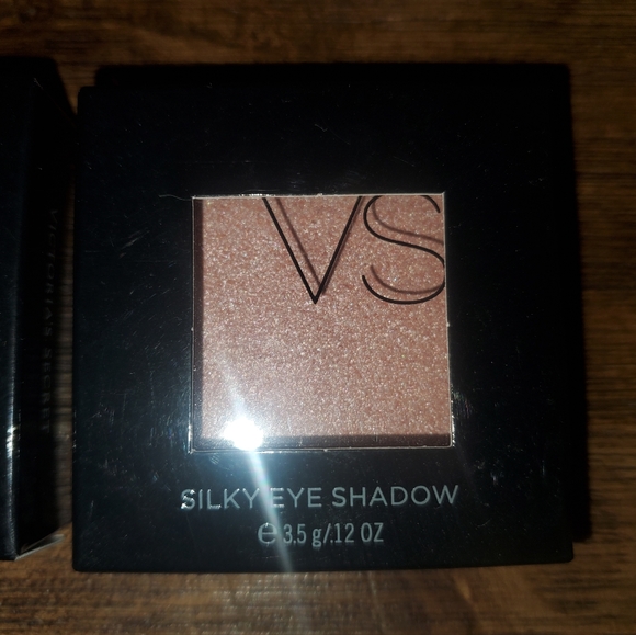 9 Victoria's Secret Makeup Bundle - Lip Gloss Eyeliner Eyeshadow Palette Shimmer - Picture 7 of 16